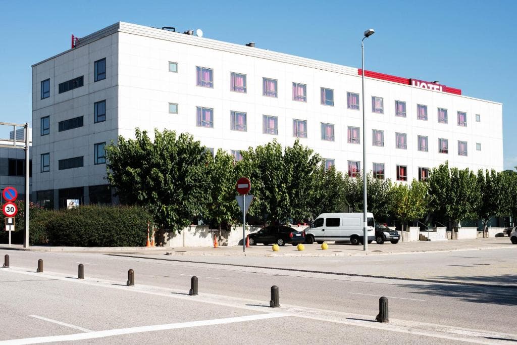 Vista exterior del Hotel Cim Vallès